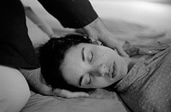La tête : massage de la nuque